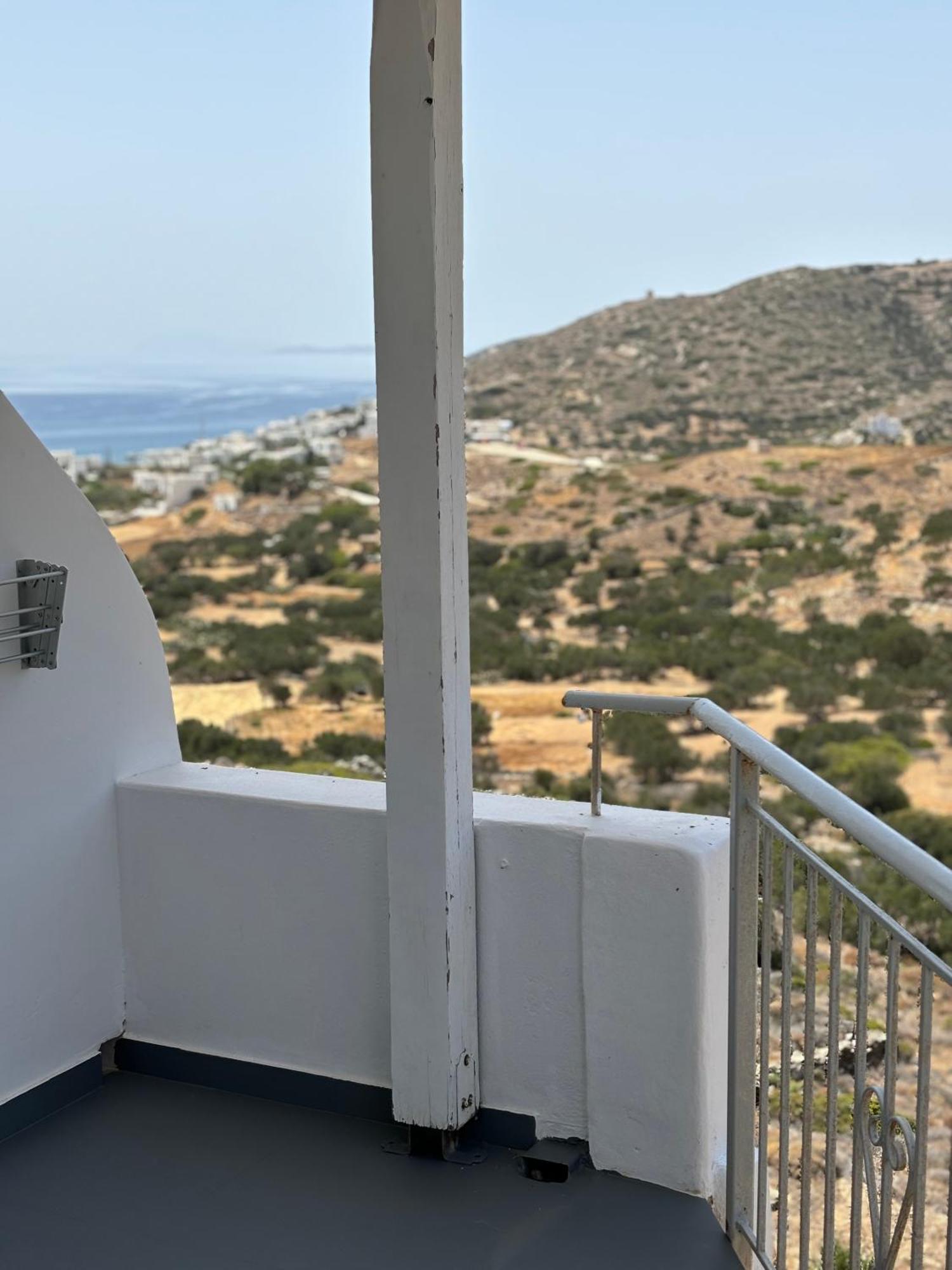Thomas Apartments Katapola - Chora ภายนอก รูปภาพ