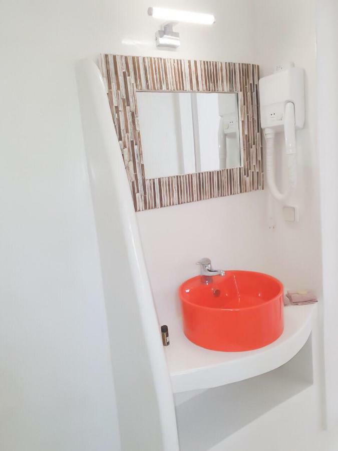 Thomas Apartments Katapola - Chora ภายนอก รูปภาพ