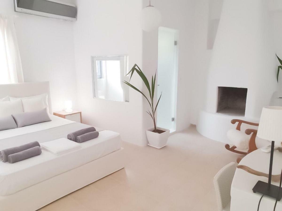 Thomas Apartments Katapola - Chora ภายนอก รูปภาพ